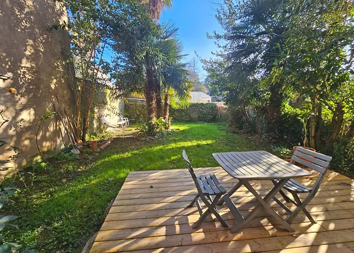 Proche Centre Calme Jardin Prive