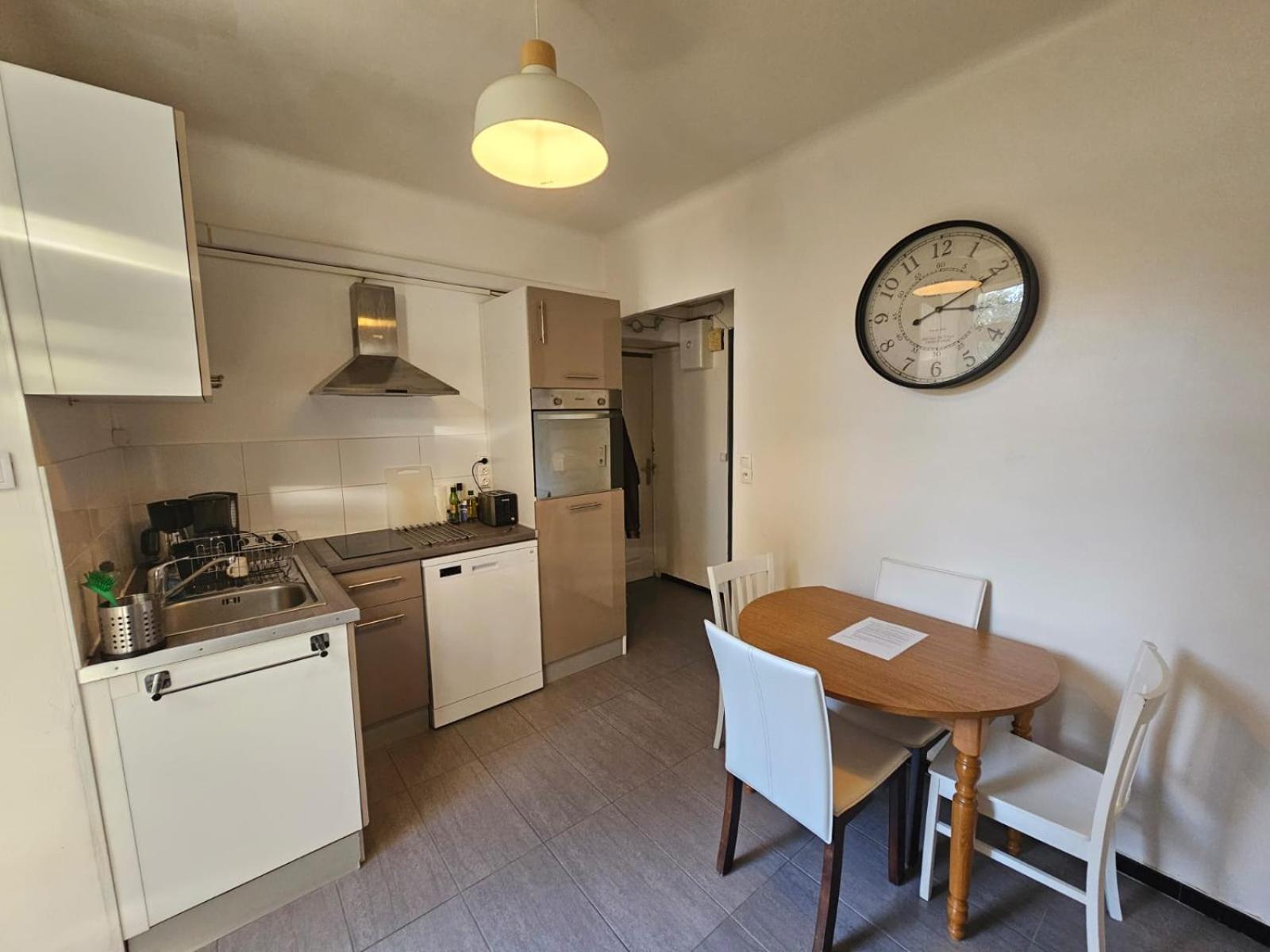 Proche Centre Calme Jardin Prive Apartment *