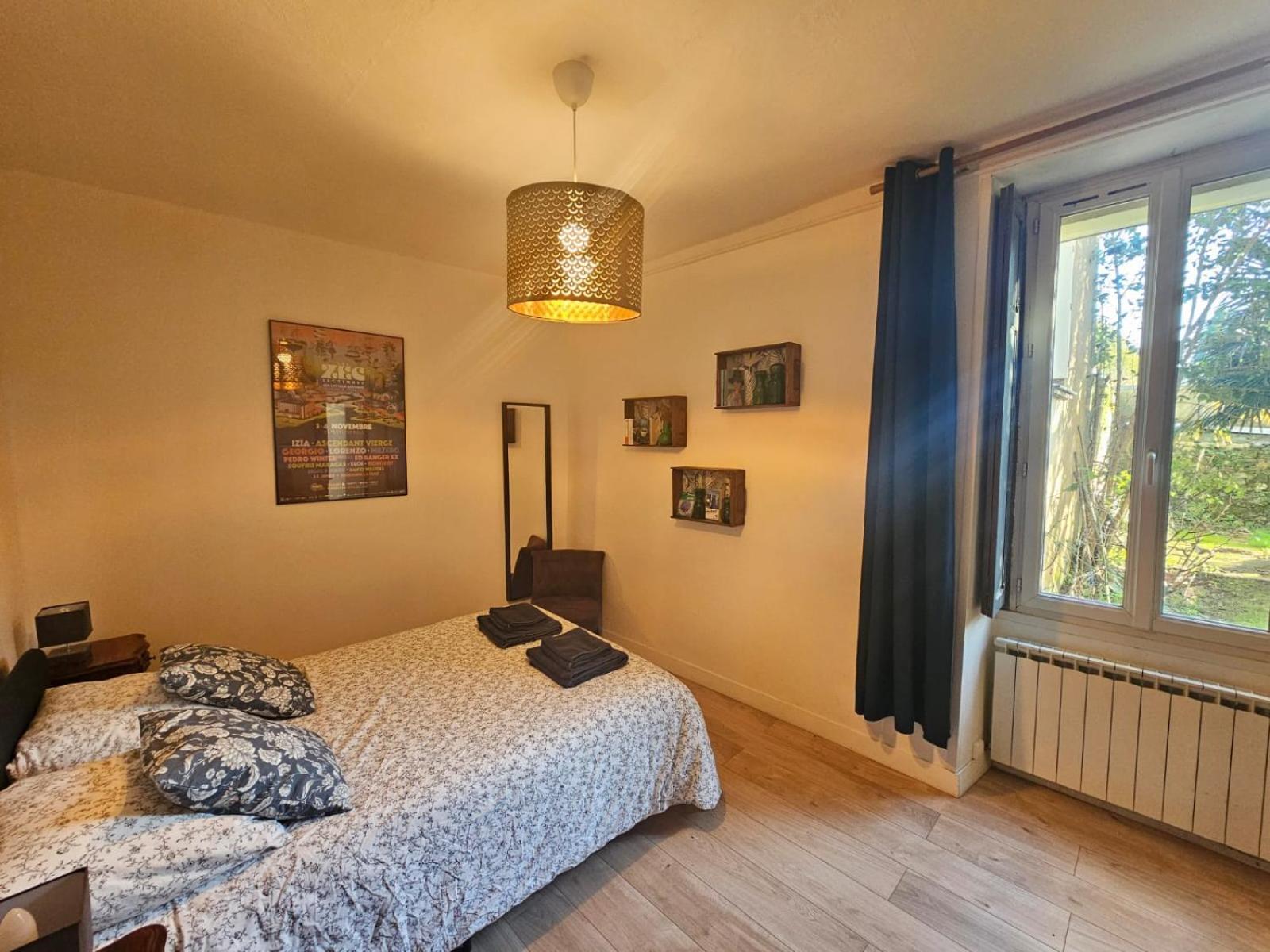 Apartment Proche Centre Calme Jardin Prive *
